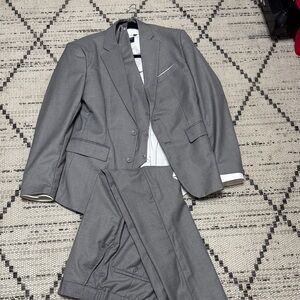 Alfani Men's Light Gray Three-Piece Suit with Vest